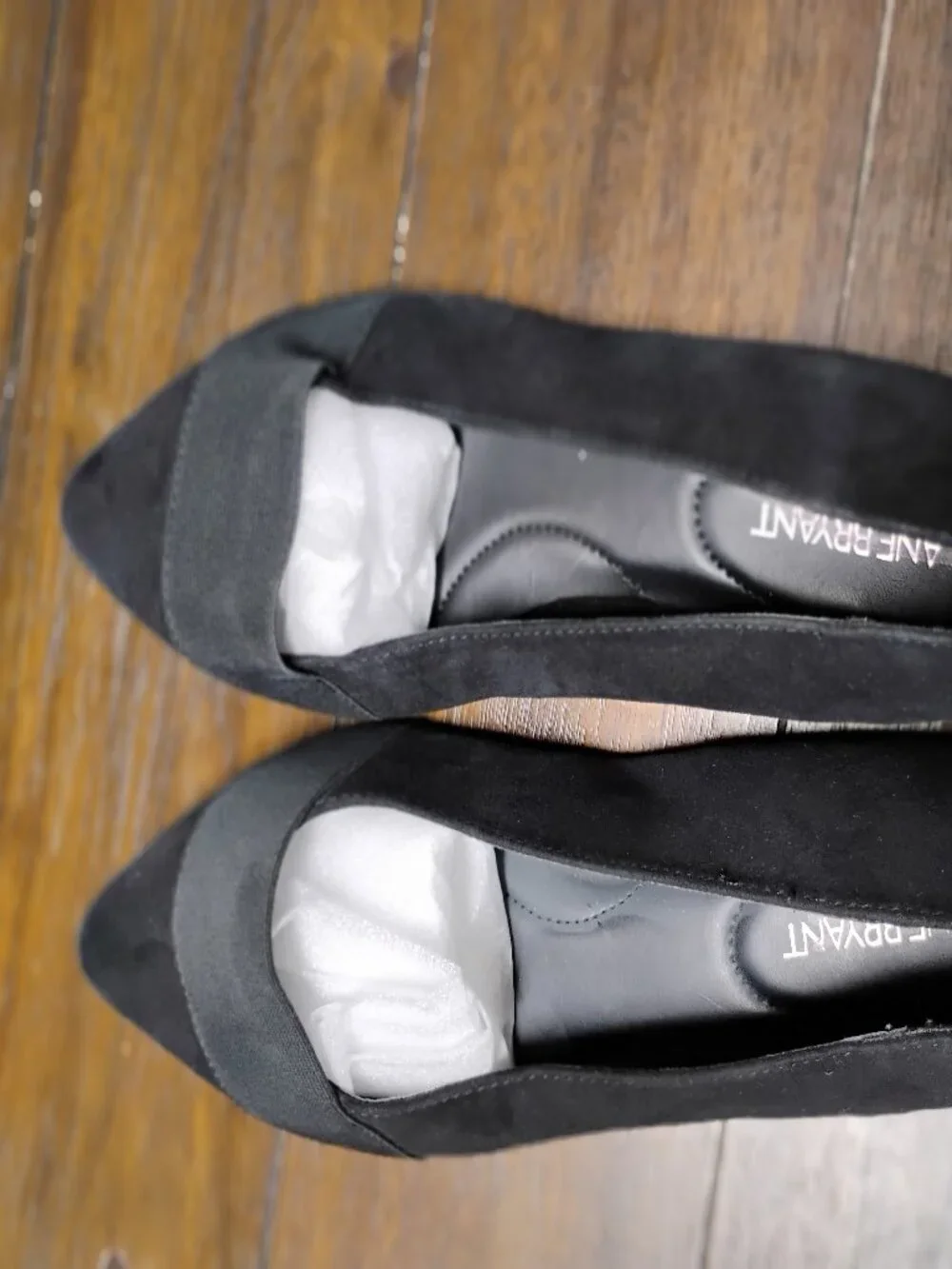 Lane Bryant Women's Black Flats Pointed Toe Shoe NWOT Size 10 Wide